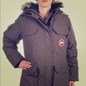 Canada Goose Expedition Parka - Graphite - M NWT
